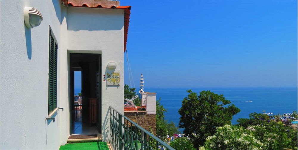 Hotel Oasi Castiglione كازاميتْشيولا تيرمي المظهر الخارجي الصورة