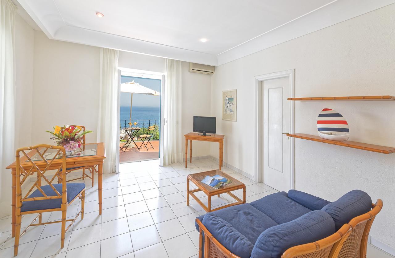 Hotel Oasi Castiglione كازاميتْشيولا تيرمي المظهر الخارجي الصورة