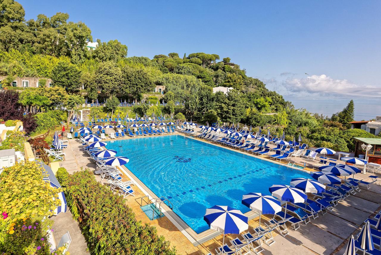 Hotel Oasi Castiglione كازاميتْشيولا تيرمي المظهر الخارجي الصورة