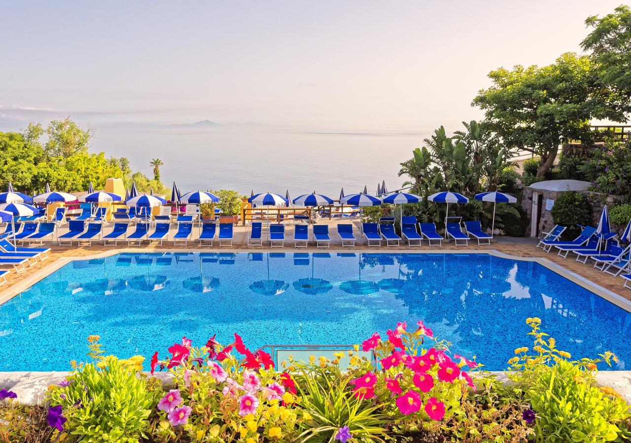 Hotel Oasi Castiglione كازاميتْشيولا تيرمي المظهر الخارجي الصورة